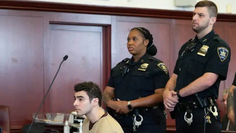 Luigi Mangione, accused of the murder of United Healthcare CEO Brian Thompson, attends a court hearing in New York City on September 16, 2025. The trial of Luigi Mangione, accused of gunning down an insurance industry executive, will start on December 1, the judge in the case said on Tuesday. (Photo by Steven Hirsch / POOL / AFP) (Photo by STEVEN HIRSCH/POOL/AFP via Getty Images)