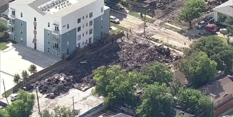 Dallas Apartment Explosion: 3 dead and 'everyone is accounted for'