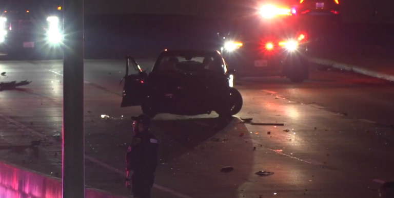 Police chase ends in Houston crash on SH 6: 1 dead, 2 detained