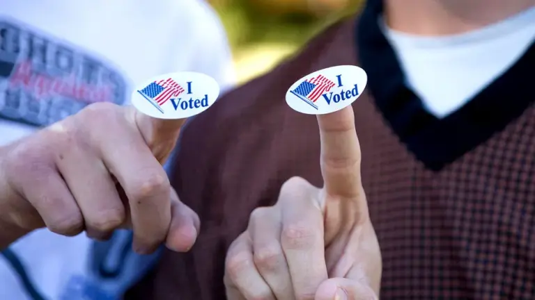 Young voters show the 
